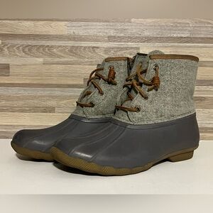 Sperry Boots Women's Saltwater Duck Size 9 Gray Emboss Wool Side Zip STS82475